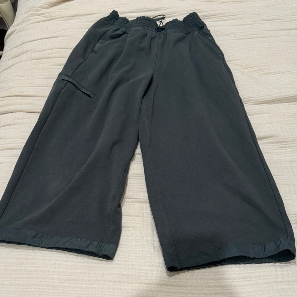 Green Wide-Leg Pants